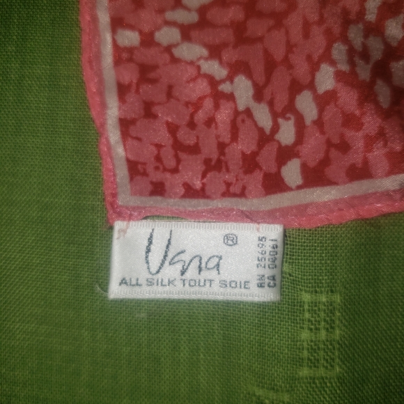 Vena 28” x 28" Vintage Square Scarf 100% Acetate Japan - Picture 3 of 3